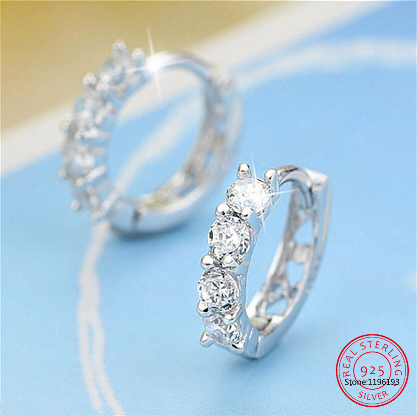 18k Plated Total 2.6CT Full Moissanite Hoop Earring for Women Sparkling Wedding Party Earring 925 Sterling Silver Jewelry Huggie