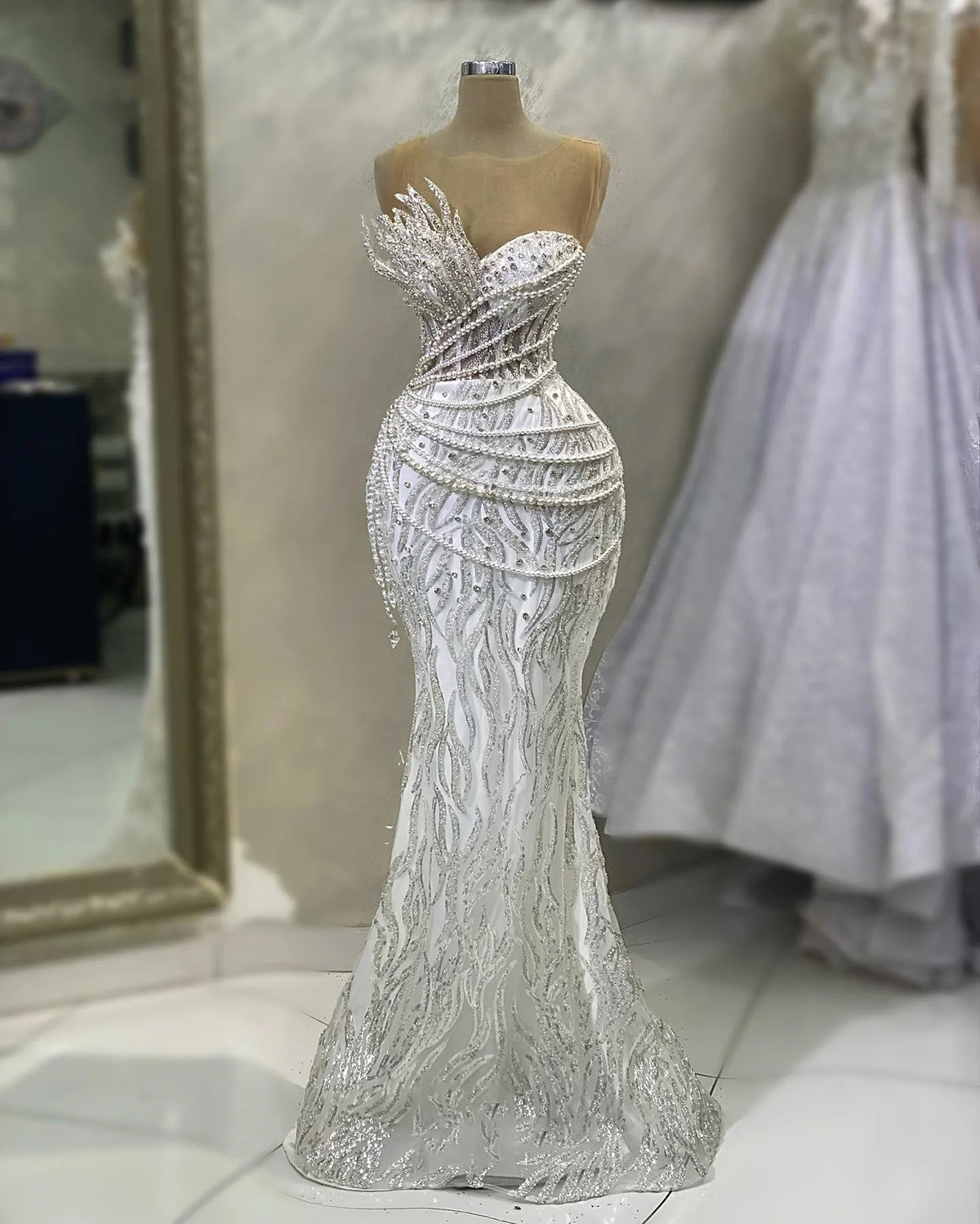 Luxury Mermaid Wedding Dresses Sequins Pearls Chains Beads Crystals Sleeveless Floor Length Custom Custom Made Plus Size Bridal Gown Vestidos De Novia