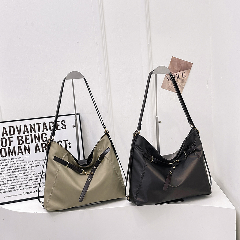 2025S Fashion Designer High End Large Capacity For Women Autumn Winter New Casual And Fashionable Shoulder Commuting Tote Bag Free Shipping