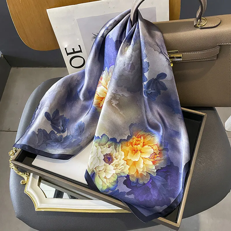 Natural New Silk 100% Square Scarf Women Hairband Foulard High Quality Bandana Scarves Female Summer Headkerchief Shawl Wrap smile 100%