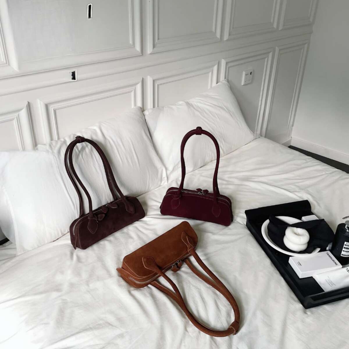 Customized Slender Sausage Shape French Niche Commuting Tote Matting Chamois Long Handle Women Handbag Armpit Shoulder Bag Suede
