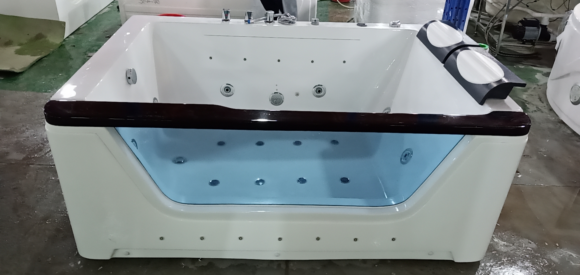 1700mm Waterfall Right Skirt Whirlpool Bathtub Acrylic Hydromassage Surfing Massaging Tub Colourful LED Lights Swimming Pool NS3020