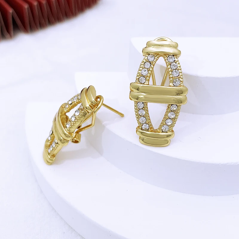 Set Jewelry Quality Women Gold Plated Dubai Set Jewelry Necklace Earrings Ring Bracelet Wedding Party Accessories smile