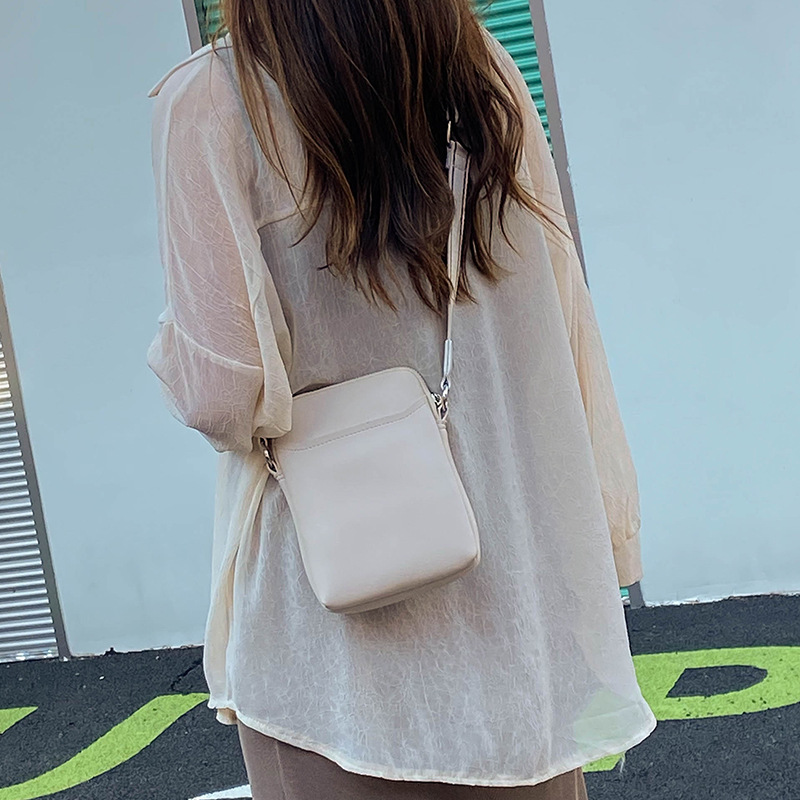 Women's 2024 New Simple Soft Leather Phone Single Cross Shoulder Small Bag