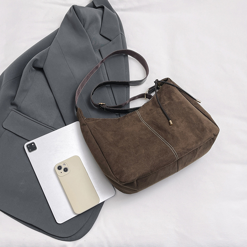 2025 Designer veet 3 Deer skin soft face tote for women 2024 new autumn and winter Korean niche crossbody large capacity commuting shoulder bag free s