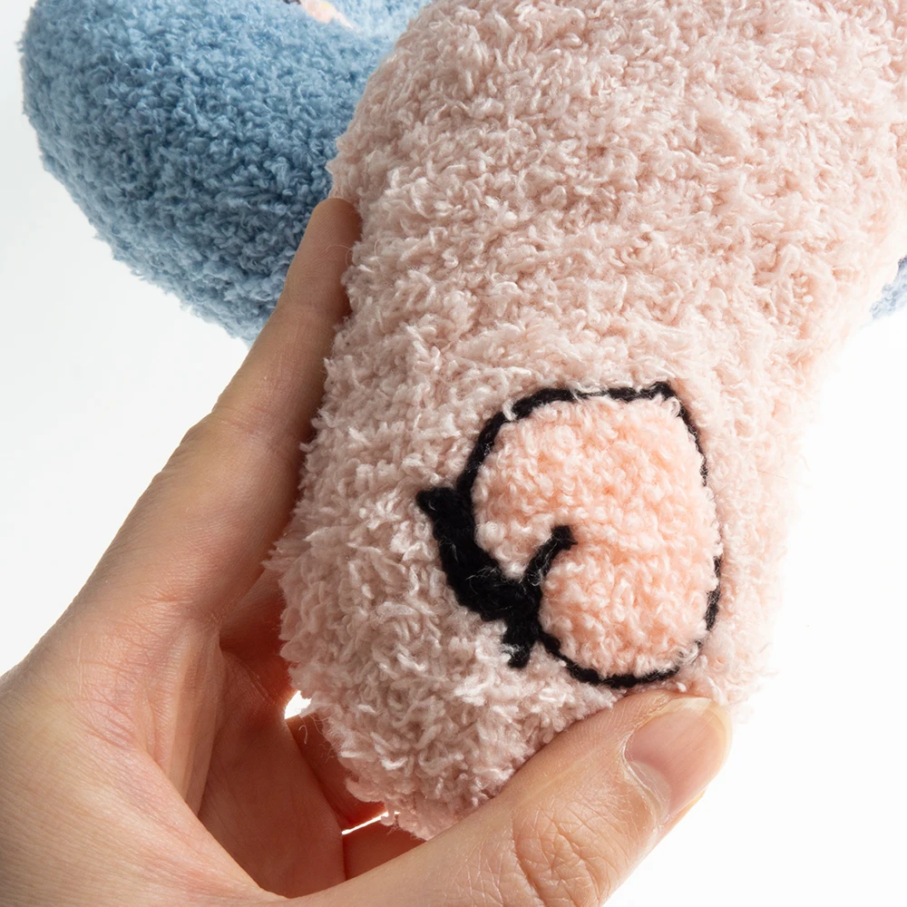 Soft Cat Protect Cervical Spine U Shape Pillow Cats House Bed Comfortable Accessories for Kitten Pet Products