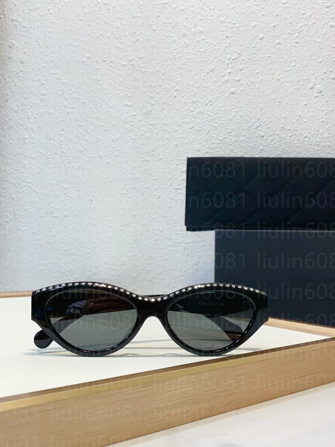 Hot Designer Cat Eye Sunglasses for Women top quality Fashion Outdoor Classic Style Eyewear Retro Unisex Driving Anti-UV400 with box 9194