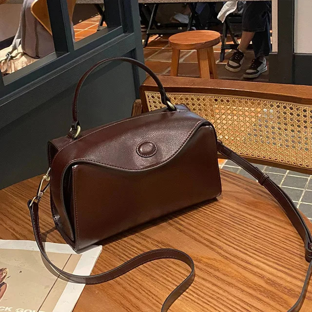 Boston Crossbody Shoulder Bags For Women Soft Leather Handbag Spring Summer New Daily Purses Casual Tote Patent Leather Zipper Style BagVoyage