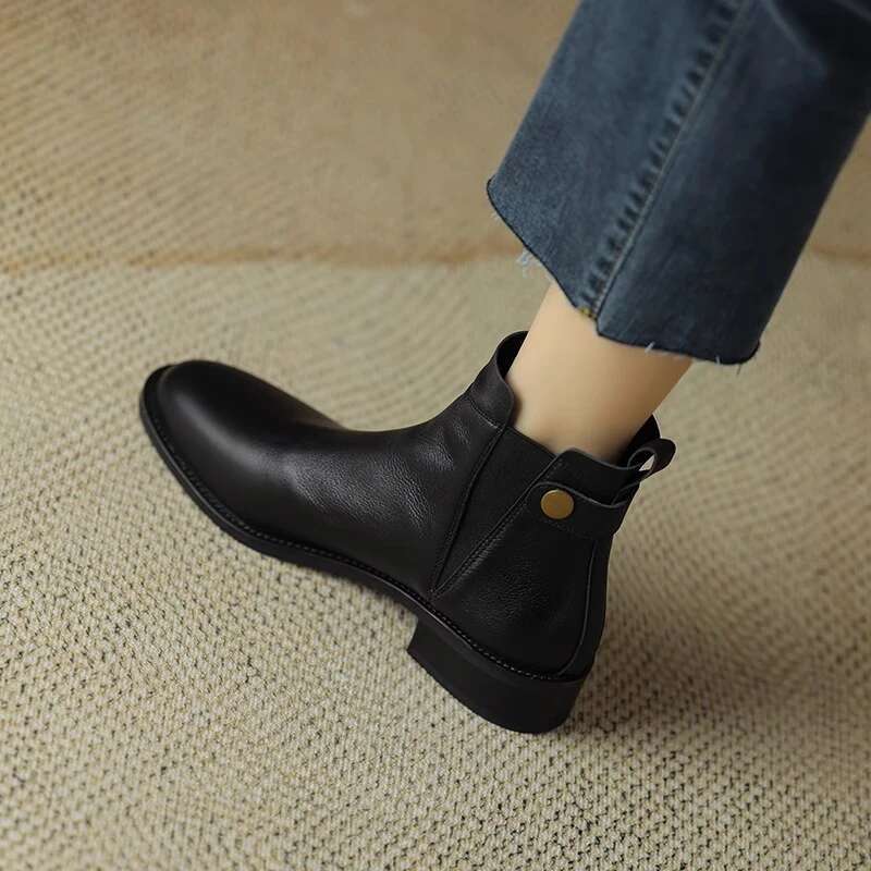 English Style Short Boots for Women 2025 New Thick Heeled Soft Leather Chelsea Boots Spring Autumn Ankle Boot French Office Shoe