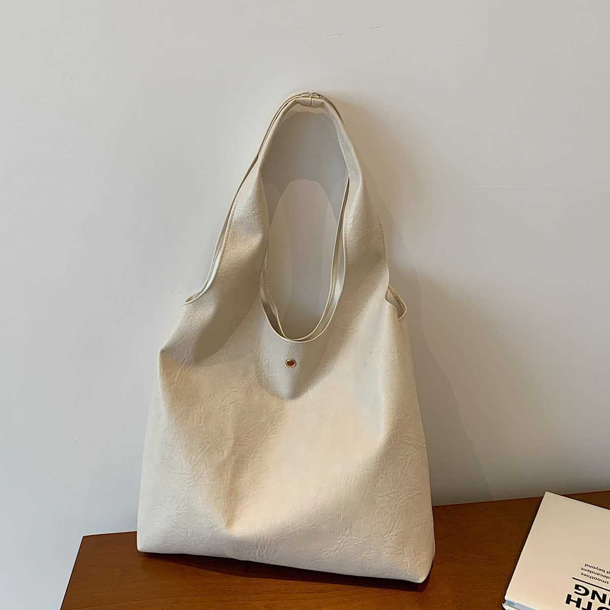 Large capacity tote bag for women 2024 new Korean version, high-end, trendy, simple, casual, versatile shoulder bag