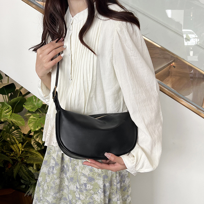 Designers Women For 2025 New Niche Fashion Women's Shoulder Simple Crossbody Casual Versatile Commuting Dumpg Bag 's