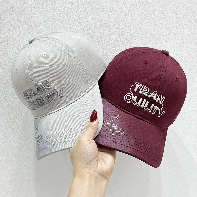 Free shipping New Designer Baseball caps hat Men Women fitted hats Luxury embroidered baseball cap Sun Hats Adjustable cap V-9