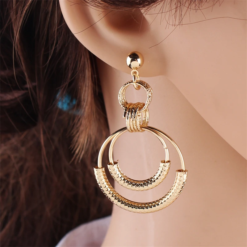 Exaggerated Hanging New Tube Earrings Multi-layers Metal Round Pendants Dangle Earrings for Women oorbellen voor vrouwen smile