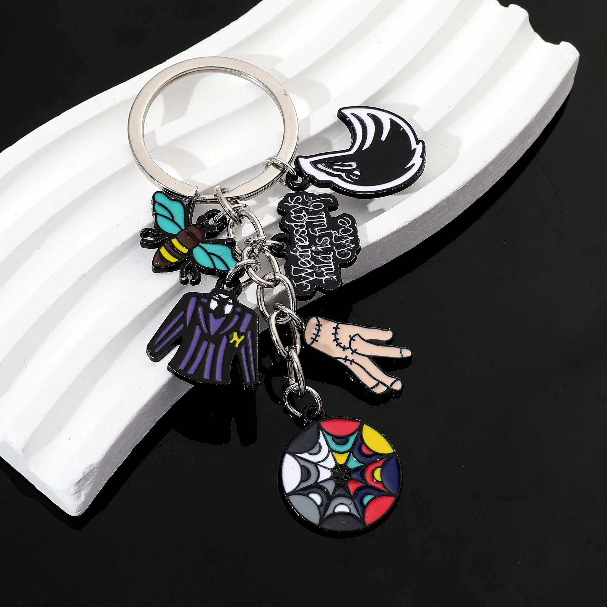 New Style Wednesday Addams Keychains Addams Family Pendant Key Chain for Men Women Jewelry Gifts Cosplay