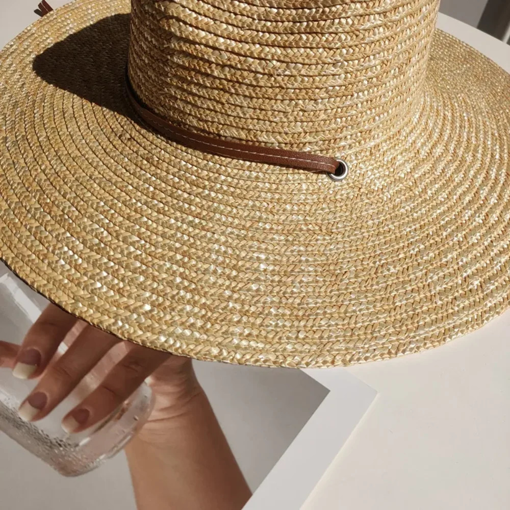 Handmade Belt Strap Straw Sun Hat Practical Accessories Foldable Vacation Beach UV Hats Sunshade British Style Sunscreen Hat240409