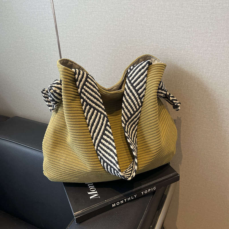 Contrasting Colors Interior Compartment Tote Sewing Thread Hot Sale Bags for Women Large Capacity Nylon Women's Handbags