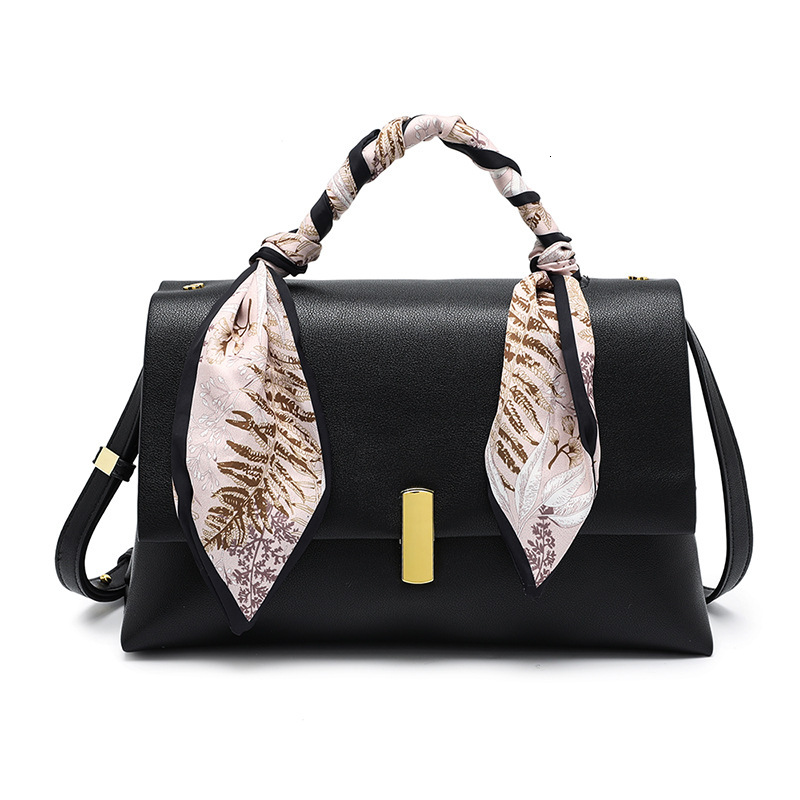 Hot Sale 2021 Style New Fashion Straddle Women's Handbag European And American Shoulder Tote Bag Hasp Style PU Paisley BagVoyage