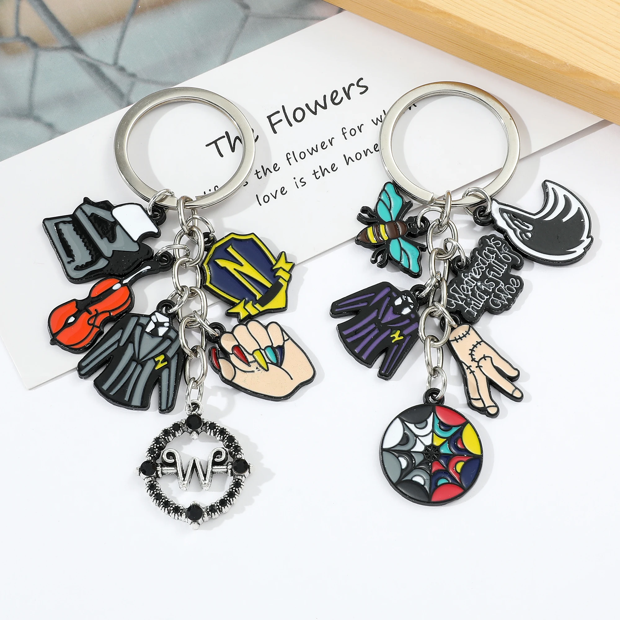 New Style Wednesday Addams Keychains Addams Family Pendant Key Chain for Men Women Jewelry Gifts Cosplay