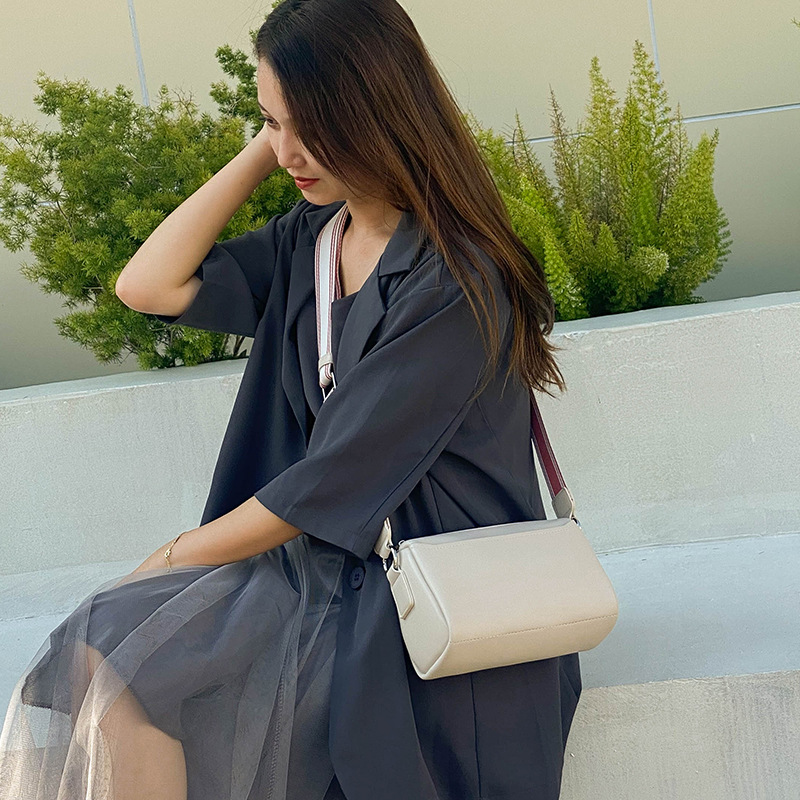 2025 Designer Texture New 3 2024 Small Square for Women Large Capacity Single Shoulder Crossbody Bag