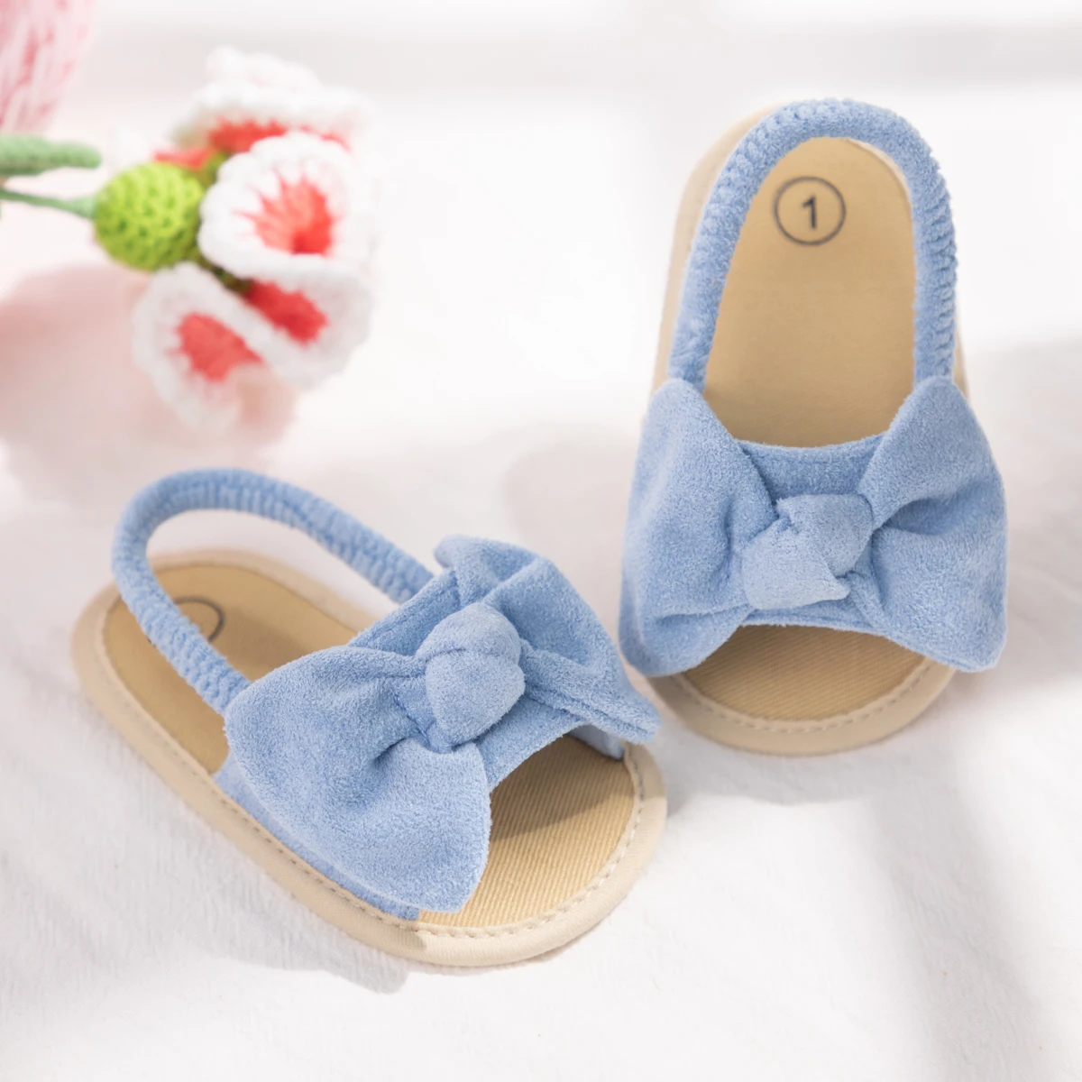 Summer Baby Infant Girl Sandals Princess Flat Anti-Slip Cotton Sole Light Weight Toddler Crib Shoes Newborn 2025 new Girl Canvas Sandals