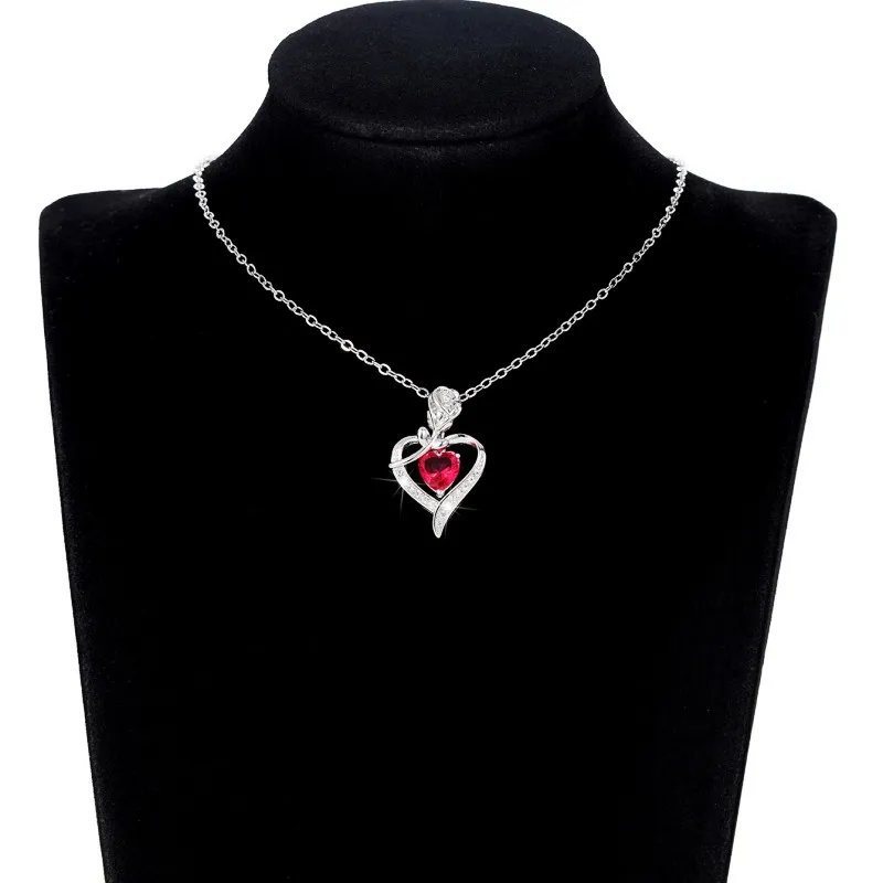 Red Heart Gorgeous Huitan CZ Rose Design Women's Pendant Necklace Aesthetic Bridal Wedding Accessories Gift for Mother's Day New smile