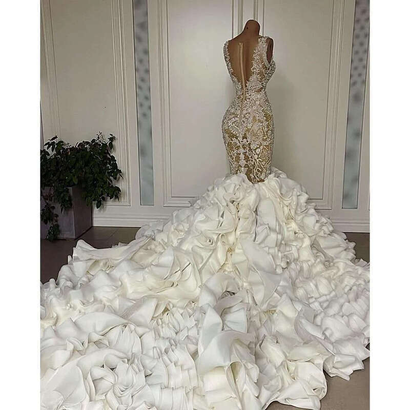 2024 Crystal Mermaid Wedding Dress Sexy Sweetheart Beads Appliques Lace Bridal Gown Custom Made Sweep Train