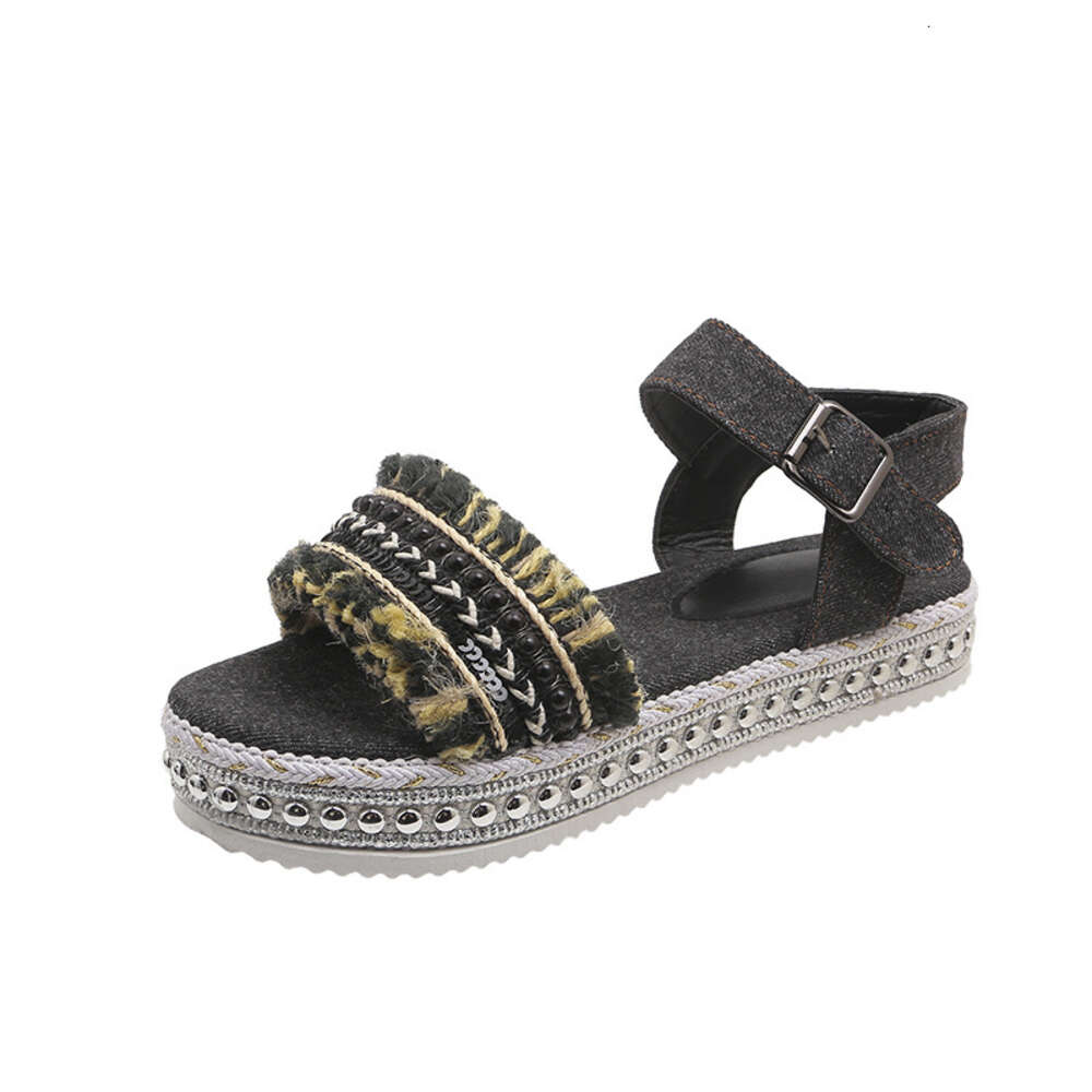 Slippers Thick Sole Sandals 43 Large Indoor and Outdoor Beach Shoes Women's