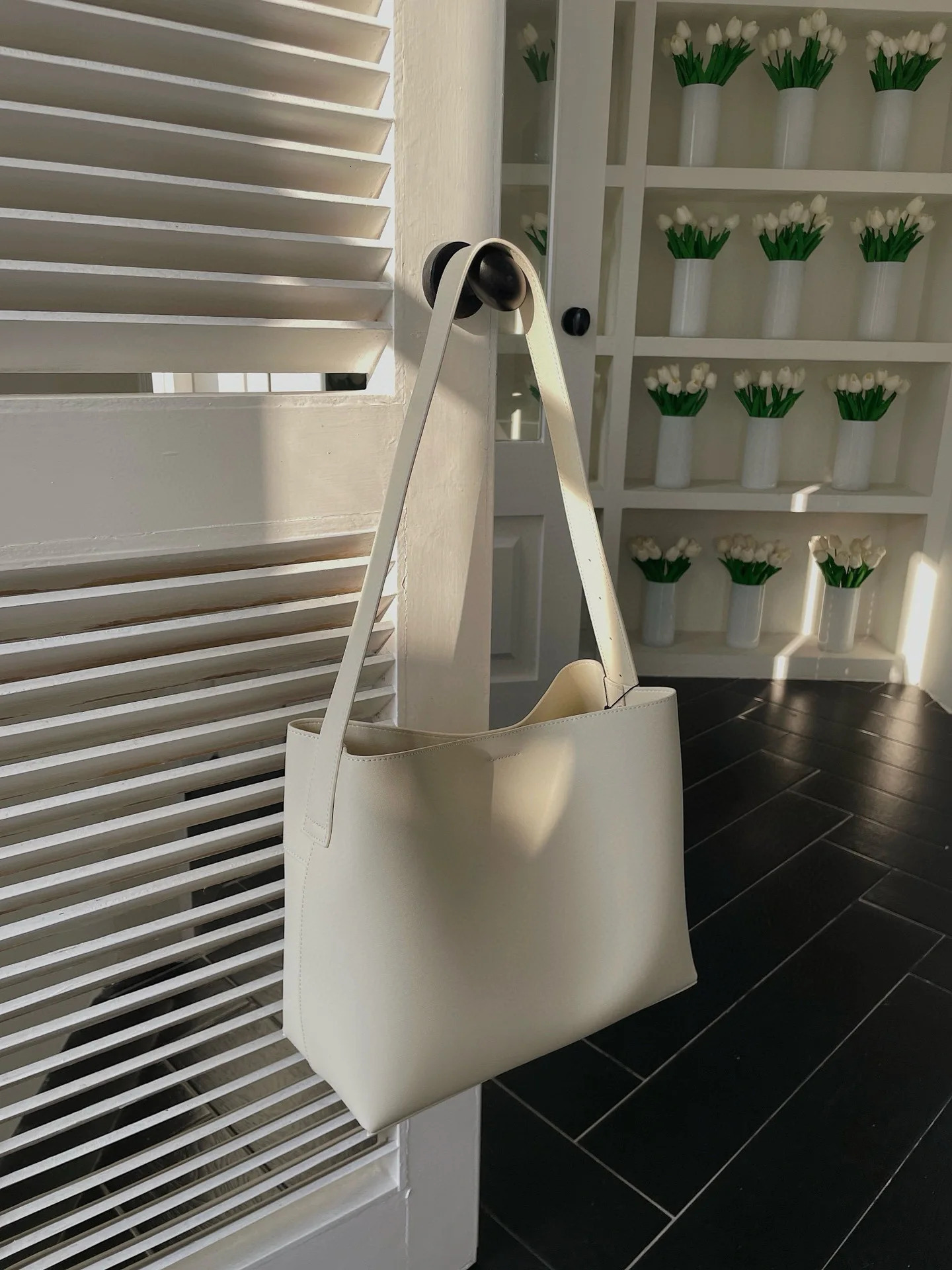 Large Capacity Tote Bag Shoulder Crossbady Bags Autumn Winrter Sqaure Bolsa Advanced Sense Bolsas Commuter Bolsos Mujer Genuine Leather BagVoyage