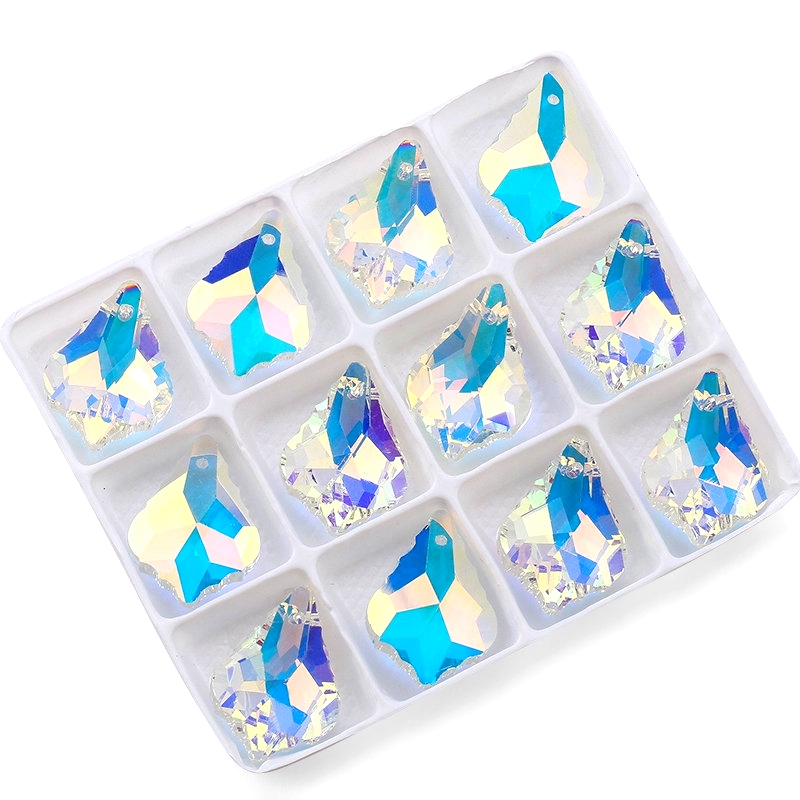 6090 22mm/28mm quality Best Baroque Pendant crystal leaf charms rhinestones beads for Earring necklace DIY jewelry accessories smile