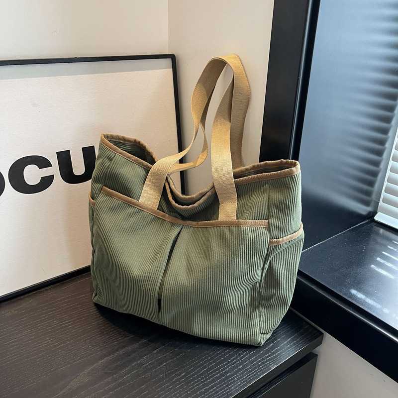 Large capacity high-quality fabric bag for women, new model for students, versatile commuting bag for class, casual shoulder tote bag