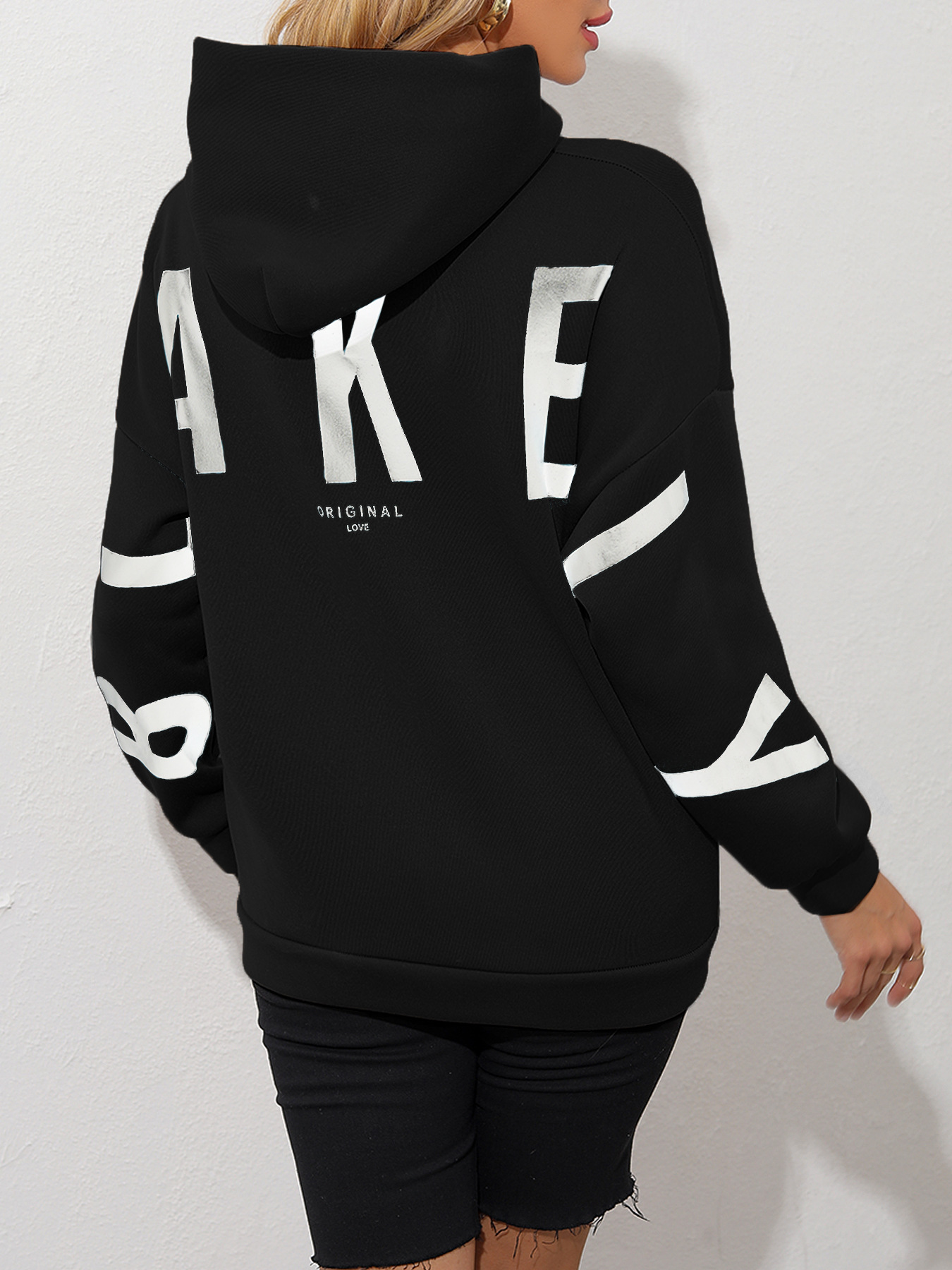 Designer's autumn and winter new fashionable printed thick fleece loose hooded sweatshirt for women