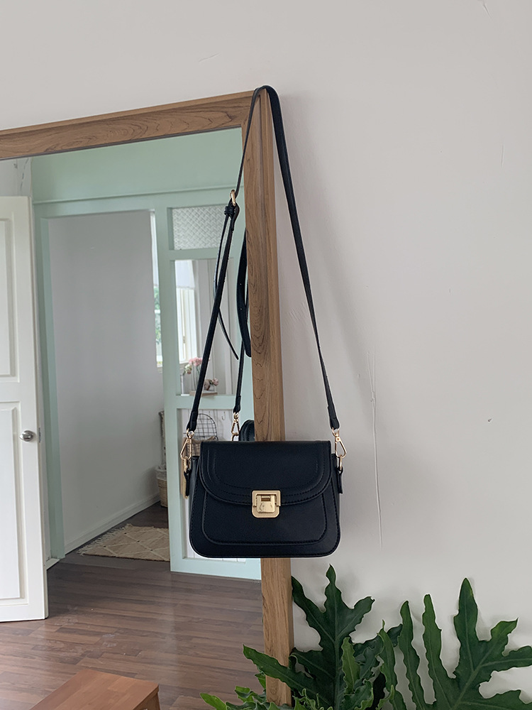 2025 Designer Summer Collection Versatile 3 Small Square Premium Underarm 2024 New Women's Single Shoulder Crossbody Bag free shipping