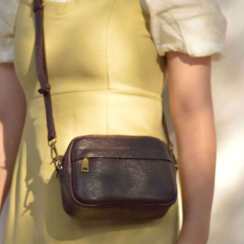 Leather Art Women's Handmade Top Layer Cowhide Vintage Vegetable Tanned Leather Small Square Crossbody Bag Mobile