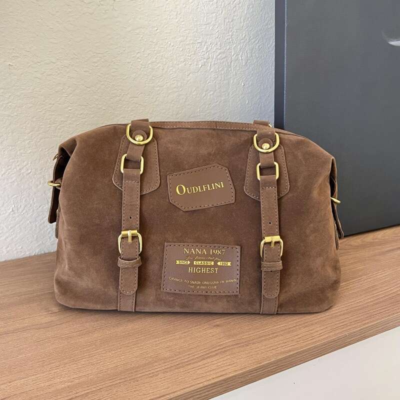 Large capacity women's bag with temperament 2023 new matte single shoulder crossbody bag, multi kinetic backpack