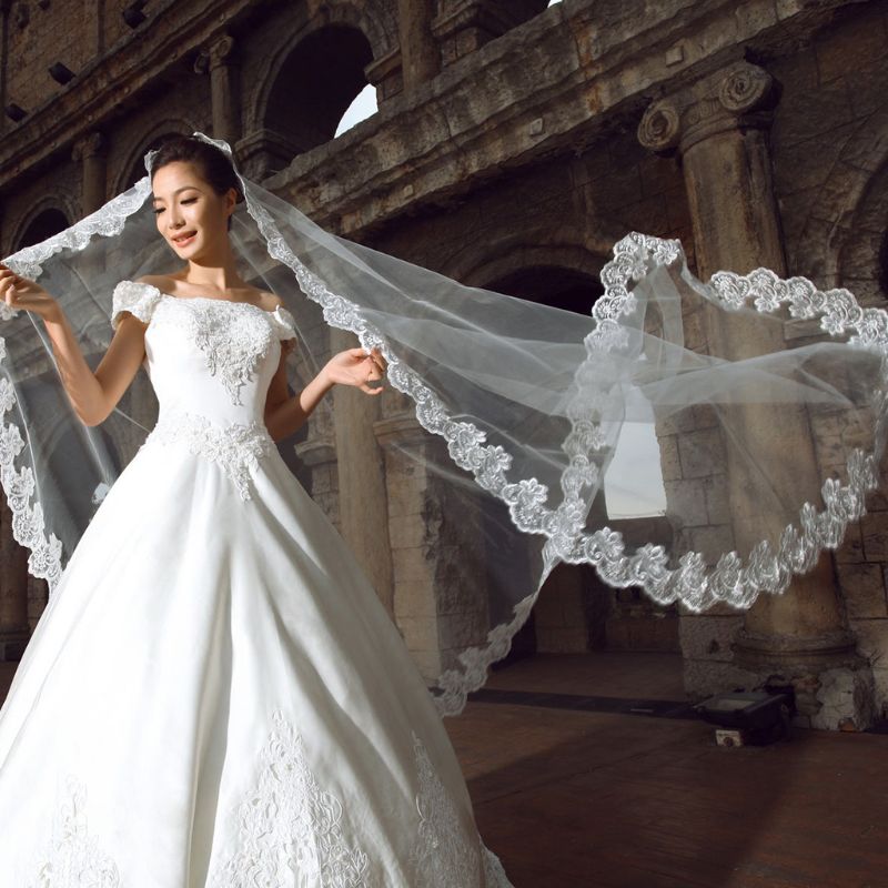 1.5/2/3/5M One Layer Bridal Veil White Long Cathedral Wedding Veil Embroidered Floral Applique Edge Bridal Tull Without Comb