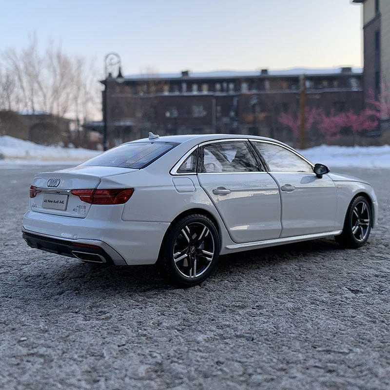 1 32 2024 AUDI A4 Alloy Car Model Diecast Metal Vehicles Car Model High Simulation Sound and Light Collection Childrens Toy GiftXJ241109