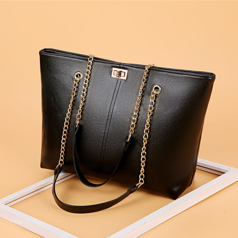 New Versatile Chain Carrying Large Capacity Single Shoulder Designer Tote Bag 250324
