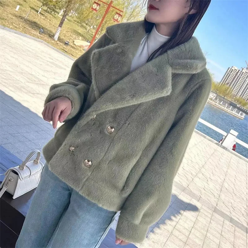Fur One Coat Autumn Winter mink jacket womens Padded European high-quality jacket 241108
