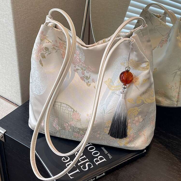 New Chinese style large capacity women's 2024 new trendy and fashionable shoulder super hot water bucket bag