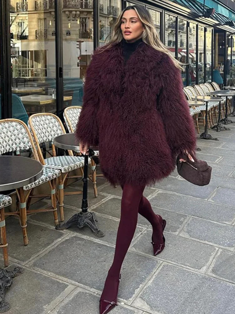 Womens fashionable Burgundy faux fur coat retro lapel V-neck long sleeved thick jacket womens elegant warm coat 241108