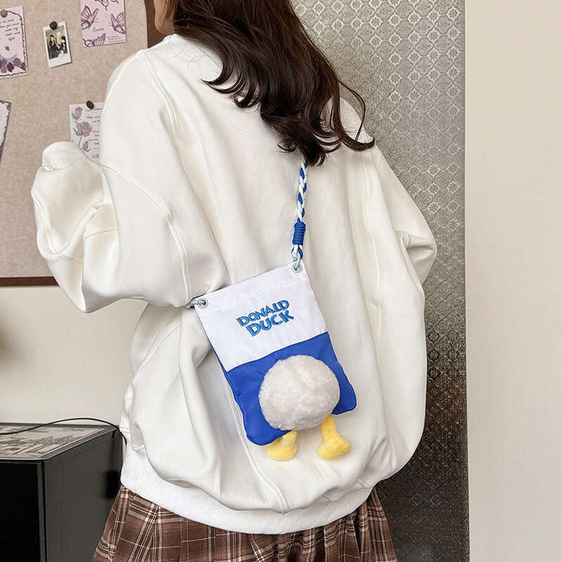 Crossbody large capacity plush doll, duck, shoulder bag, cute casual daily mobile phone, women's bag