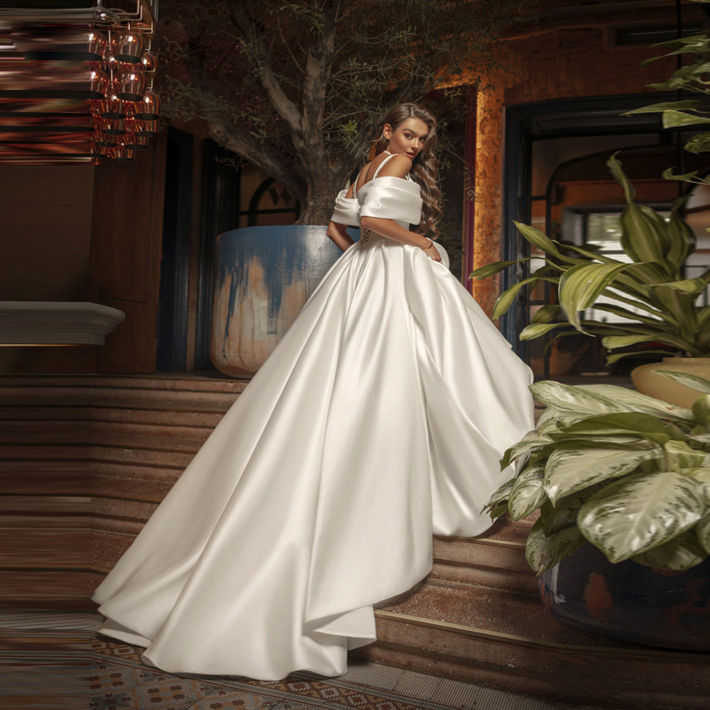 Beading Spaghetti Straps Wedding Dresses Off the Shoulder A Line Bridal Dress Puffy Satin Plus Size robe de mariee