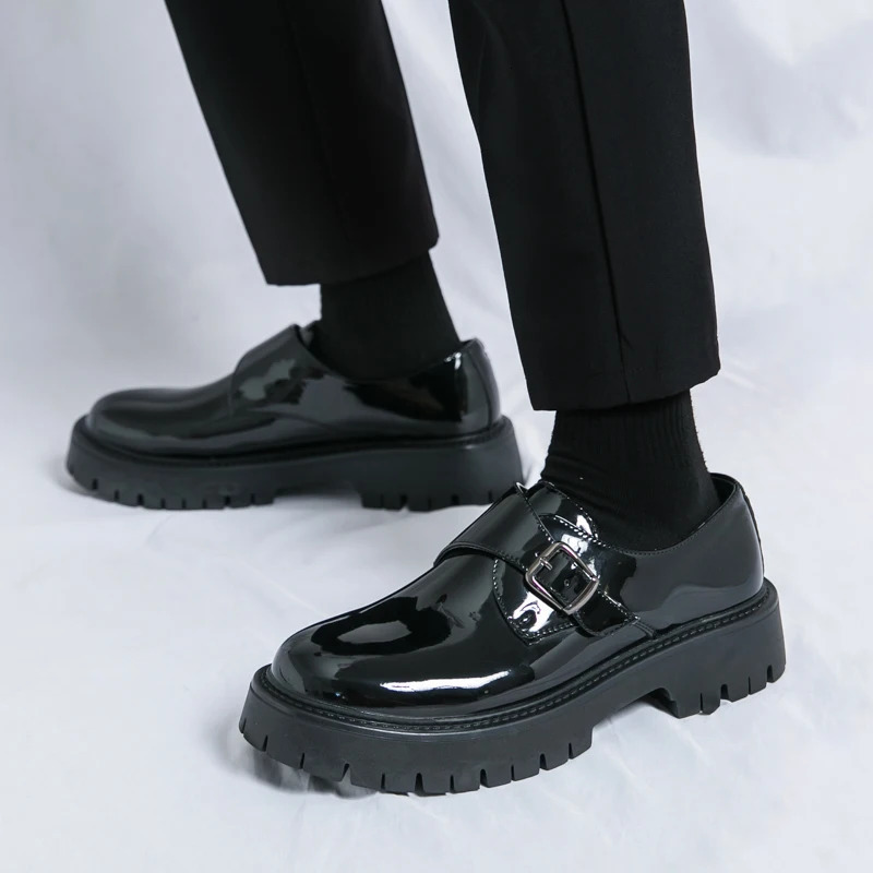 Selling Thick Soled Banquet Loafers Europe America Mens Office Business Shoes Shiny Leather Shoes for Mens Free Delivery 241108