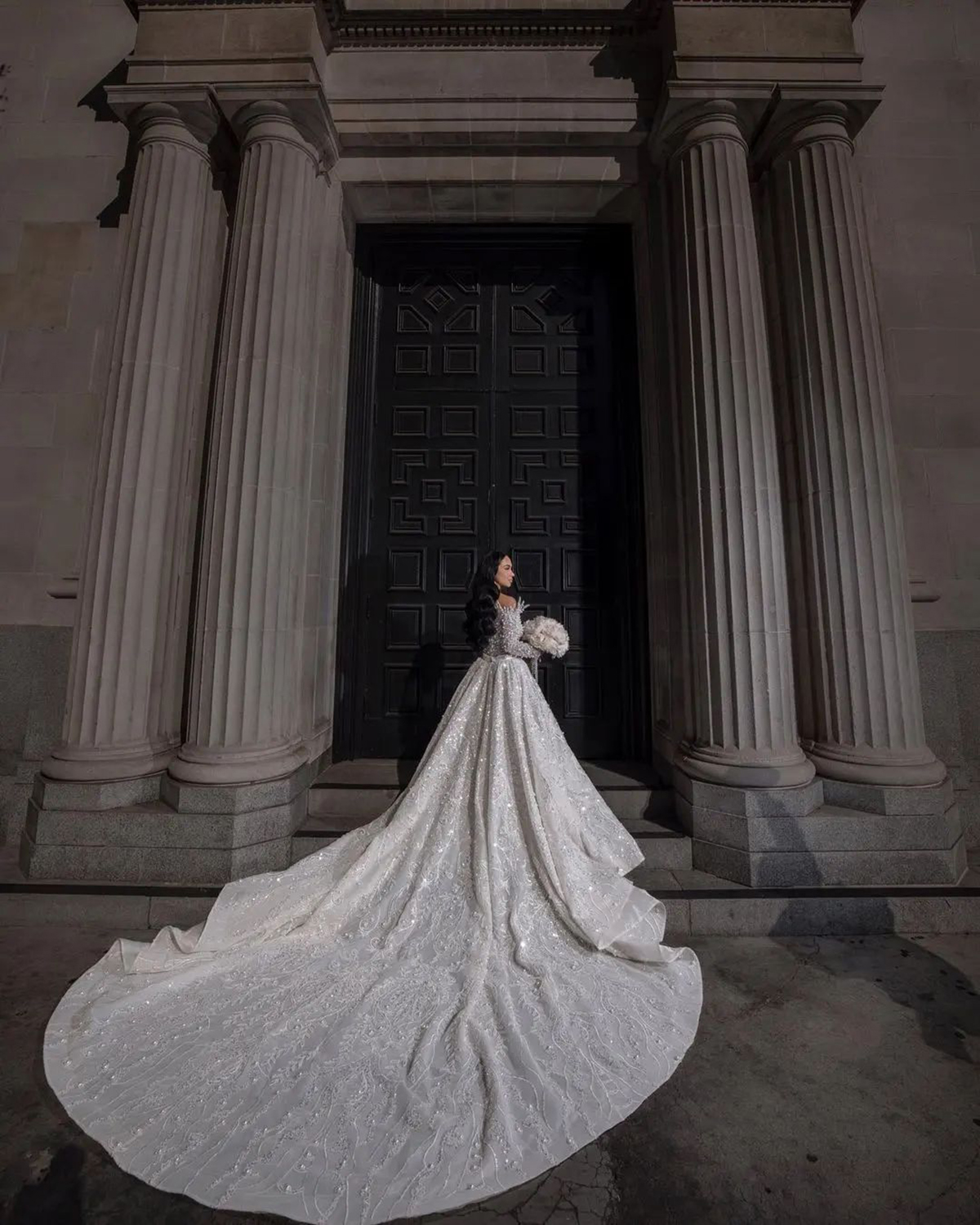 Fashion Pearls Wedding Dresses Mermaid Bridal Gowns With Overskirts One Shoulder Sequins Custom Made Illusion Sweep Train Vestidos De Novia 0218