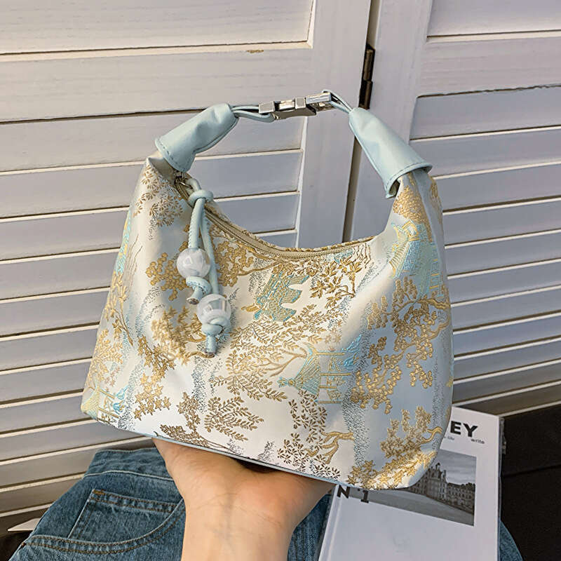 Small group embroidery for women 2024 new summer single shoulder crossbody bag, Chinese style handbag, dumpling bag