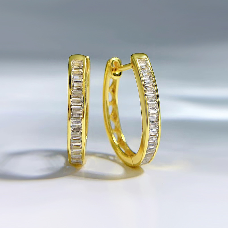 Sterg Sier Clip-On Earrings with Princess Cut Moissanite Dia Gemstones