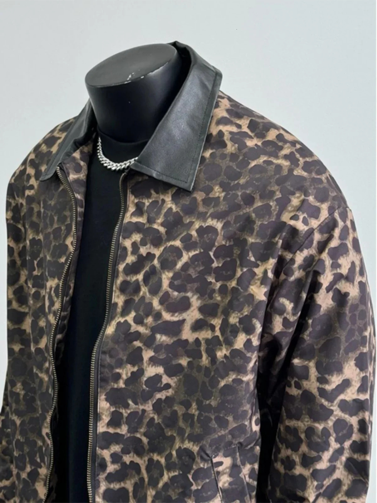 HOUZHOU Y2K Leopard Print Jacket Mens Loose Top Retro Zipper Open Coat Mens Motorcycle Coat Leather Collar Patch 241108