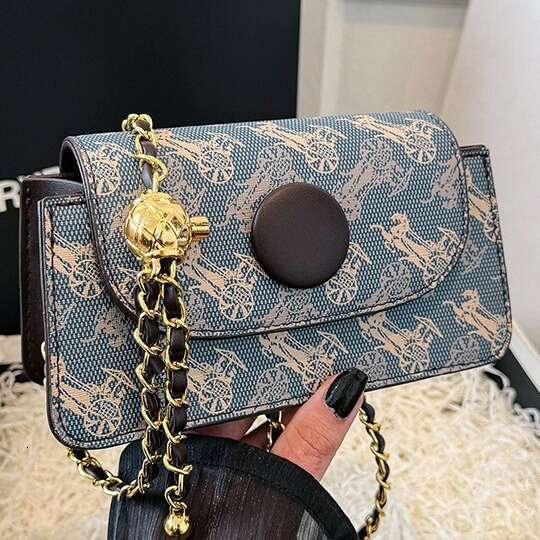 High end Mom's Square Chain Small Crowd One Shoulder Crossbody Women's Versatile Chinese Style Bag