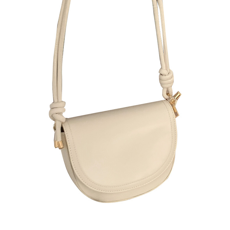 New 2024 fashionable with niche design single shoulder versatile women's bag