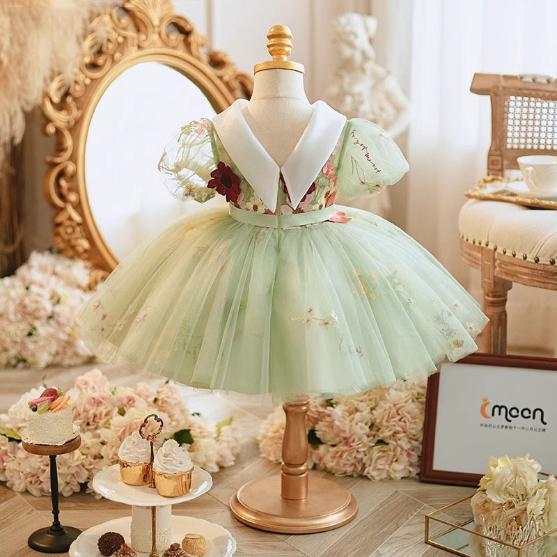 New Vintage Flower Girls Dresses For Wedding 3D flowers Lace Champagne Princess Party Children Birthday Girl Pageant Princess embroidery Children Page
